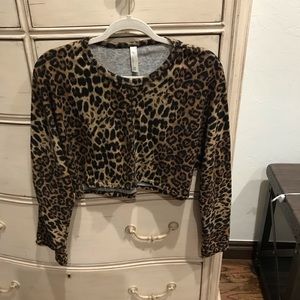 #m2d leopard long sleeve crop shirt